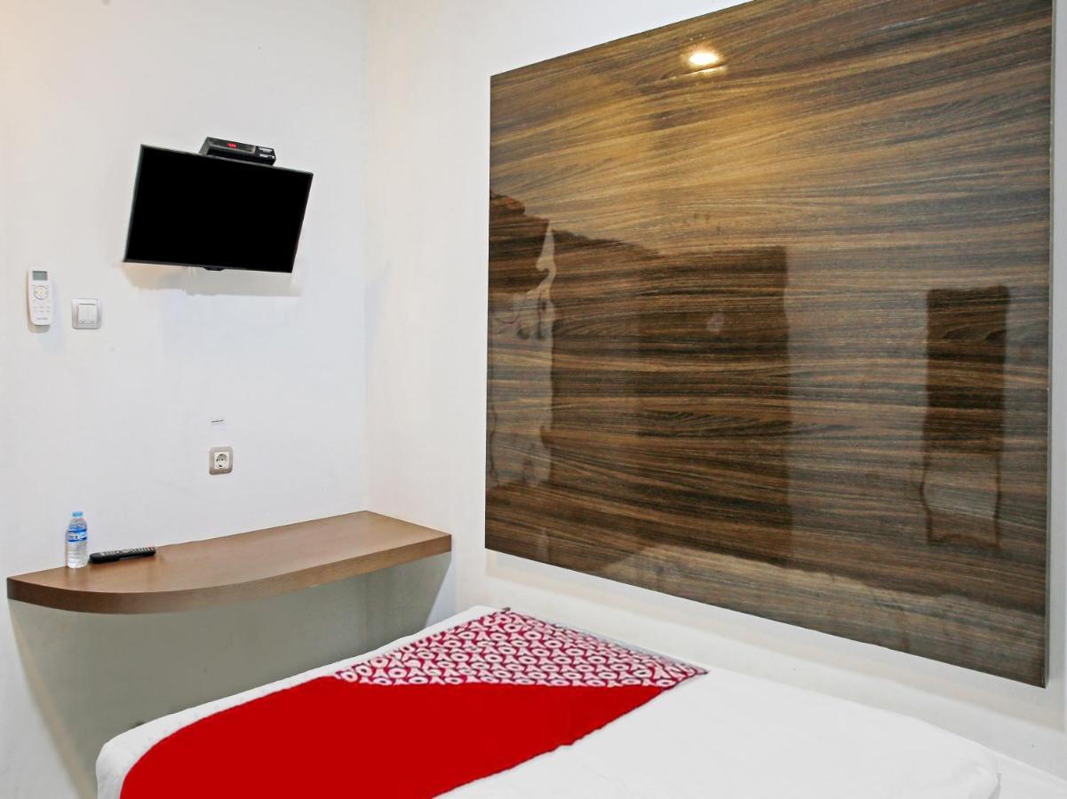 פאנגקלאן בון Oyo 90221 Makarim Guest House Syariah מראה חיצוני תמונה